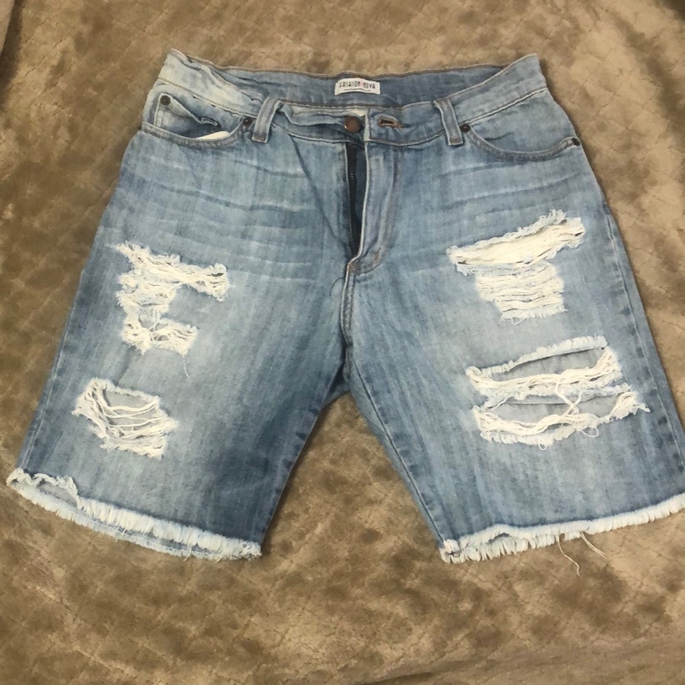 FN Distressed Shorts
